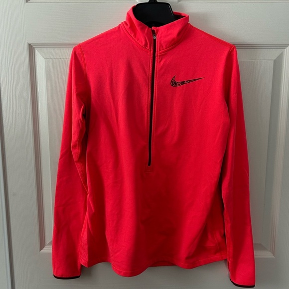 Nike Dri-Fit 1/2 Zip - Picture 1 of 5